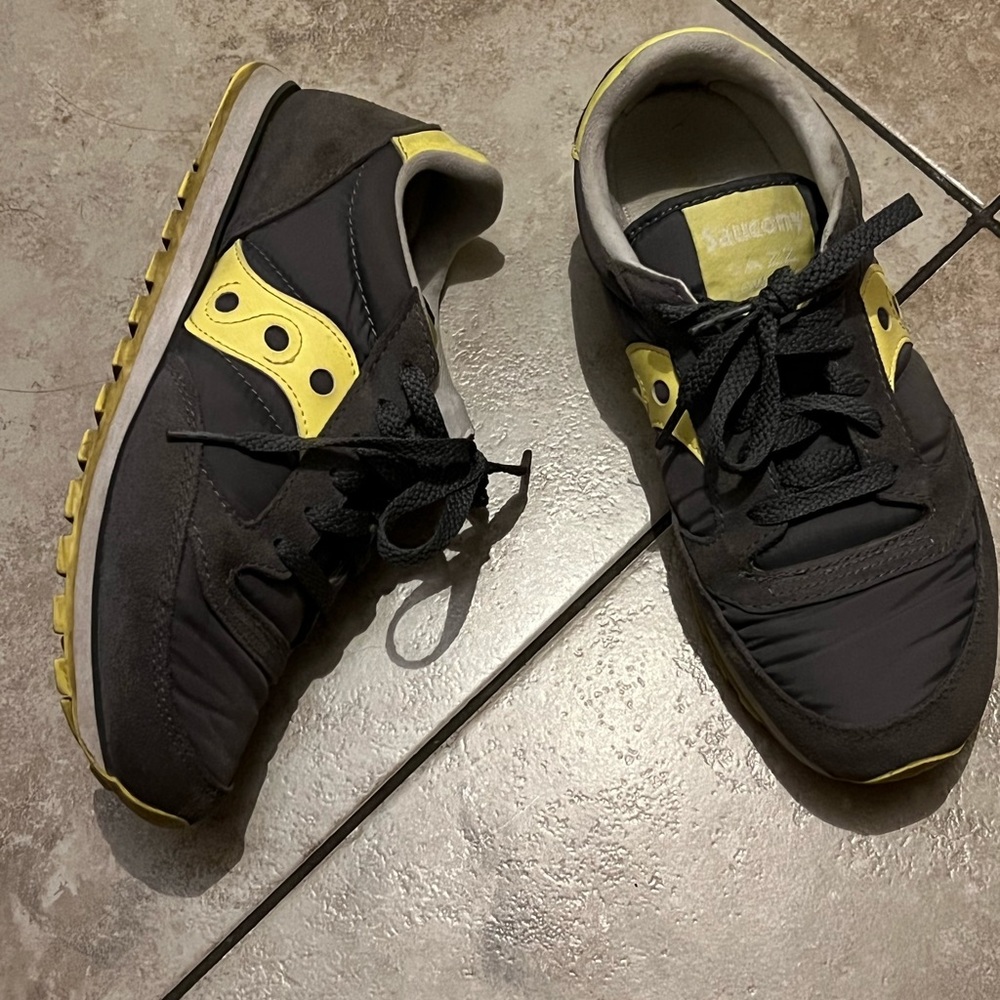 Saucony gray and yellow shoes